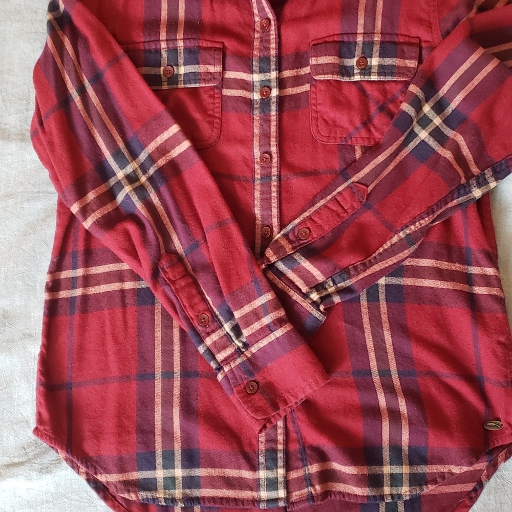Red flannel - Picture 2 of 4